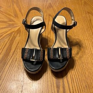 Woman’s Tommy Hilfiger Sandles Size 8